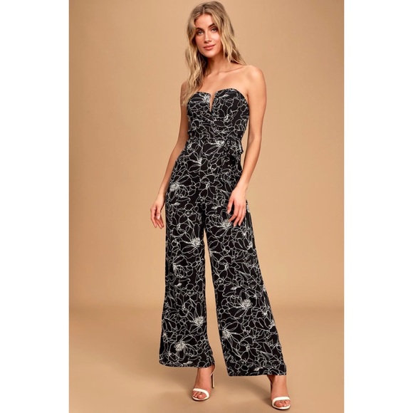 Lulu’s “Blooming Love” Floral Strapless Jumpsuit - Picture 3 of 11